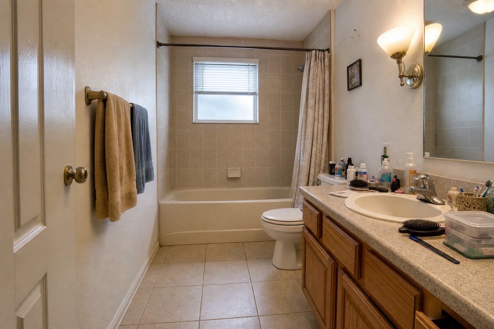 Primary bathroom before remodel